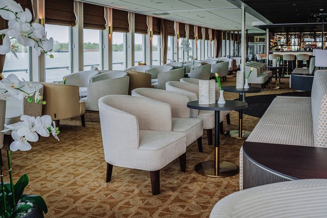 Die Bar auf der MS Prestige