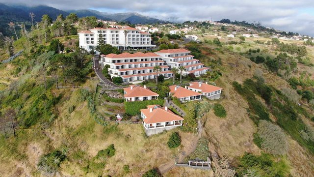 Die besondere Hanglage des Jardim Atlantico