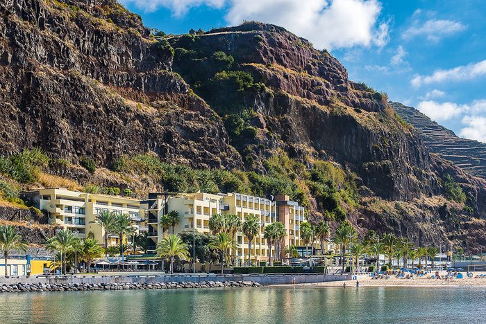 Calheta Beach Hotel