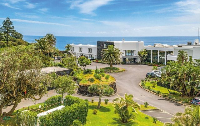 Gartenanlage des Hotels